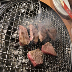 炭火焼肉 羅山 - 
