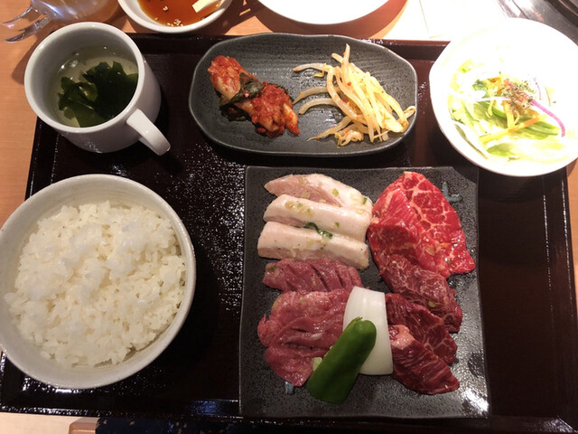 炭火焼肉 羅山 琴似店 琴似 札幌市営 焼肉 食べログ 炭火焼肉 羅山 琴似店 琴似 札幌市営 焼肉 食べログ