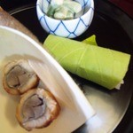 虎屋 壺中庵 - アスパラ白ごま和え・うど梅風味・ごぼうの穴子巻き・あまご寿司