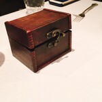 クリマ ディ トスカーナ - お会計の箱