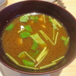 割烹 柚葉 - 赤出汁