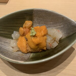 鮨 由う - 北海道産牡丹海老とバフンウニ