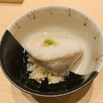鮨 由う - 河豚の白子 シャリ添え