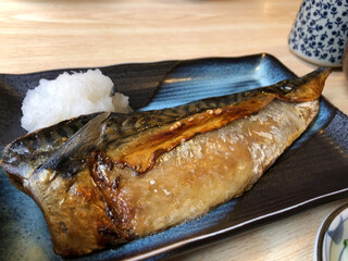 Sampuku - サバの塩焼き
                        ある程度骨抜きされて食べやすい