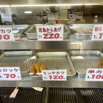 オハヨー精肉店 - ショウケース