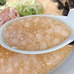山岡家山形西田店 - スープ