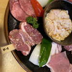 焼肉処 まるます家 - 