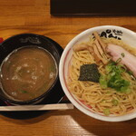 Teppen - 豚骨つけ麺 メガ盛　８５０円