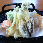 手打そば処　しま祢 - 野菜天ぷらは、、、塩でいただくのがアタイ風。