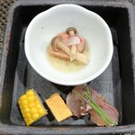 ぼちぼち - つきだし