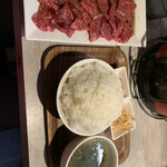 炭火焼肉定食専門店 やまと - 