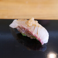 いわ志 本店 - 鯛（淡路島）