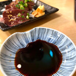 博多もつ処 東屋 - 馬のレバ刺し