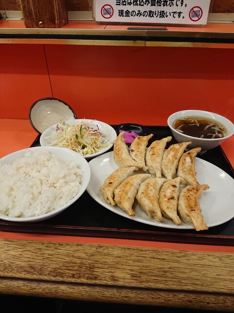 とんとん餃子 華苑飯店 カエンハンテン 幸谷 中華料理 食べログ とんとん餃子 華苑飯店 カエンハンテン 幸谷 中華料理 食べログ