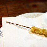 手打ち蕎麦 天婦羅 雨安居 - イタヤ貝の串揚げ