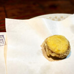 手打ち蕎麦 天婦羅 雨安居 - 椎茸チーズ