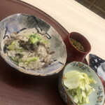 日本料理 久丹 - 奥はイリゴマのお味噌汁