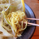 Menkuugaxtsu - 特製もやしネギ味噌ラーメンの麺