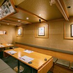 Yogorou Zushi - 多人数対応テーブル席（半個室）