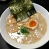 Ramen Hiromaru - 背脂とんこつ醤油ラーメン 680円