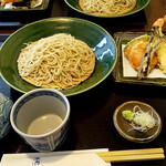 Teuchi Soba Bakkaku - 