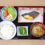 丸福食堂 - 銀ダラ西京漬焼定食 910円