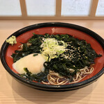 そばの神田 東一屋 - アサソバビンボー！　
      冷し朝そば＋わかめ！　