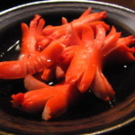 大島や - ウインナー煮物　カニカット！嬉しい！スープもちょいと甘目！