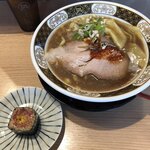 すごい煮干ラーメン 野毛 すし 釣りきん - 