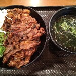 カルビ丼とスン豆腐専門店 韓丼 - 