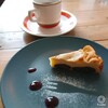 喫茶 アメノコヤネ - コーヒーとケーキのセット￥1100