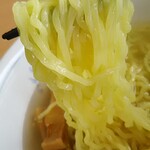 COPAL - 麺を引き上げると優しい塩スープが麺に絡んできます♪