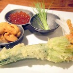 ラ プランシュ - ウニ、いくら、ズッキーニなど