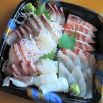 料理とお酒 まさ - ２人前お刺身盛合せ1000円！