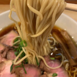 麺庵ちとせ - 低加水の「中細平打ちストレート麺」