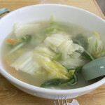 ラーメン とんかつ 忠 - 2020年5月。野菜スープ 350円。