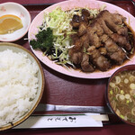 味覚亭本店 - 大豚テキグローブ定食