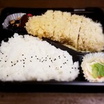 とんかつ成蔵 - ロースかつ弁当　　2,000円