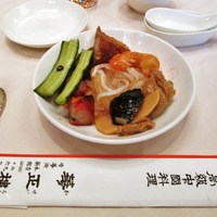 華正樓 本店 - 前菜取り分け