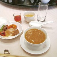 華正樓 本店 - ふかひれスープ