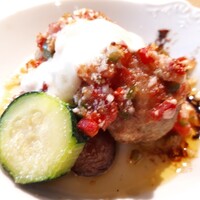 キハチ 青山本店 - 【前菜2】「仔羊肉と豚肉のケフタと野菜のチーズ焼き」