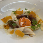 ラ・トゥーエル - ホワイトアスパラガス、ホタルイカ、カラスミ