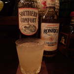 バー アトリウムギンザ - ジャック・ター。強めのラム（ロンリコ151）がベース、サザンコンフォートでフルーティーに