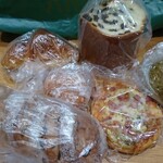 ベーカリー ペニーレイン - 