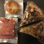 アリサの北海道お菓子店 chat - 上のが、フィナンシュ　ココナッツ
