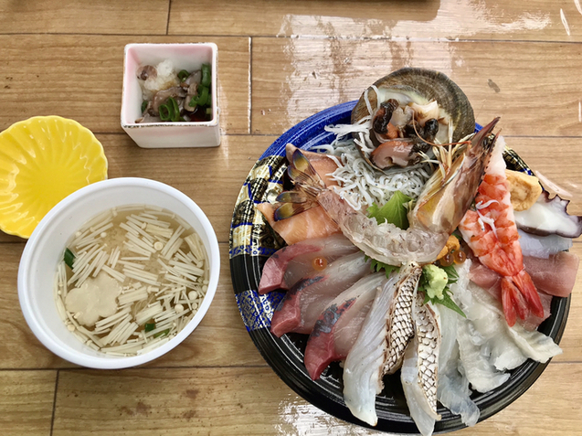 うおたけ鮮魚店やけんど 海鮮どんや 淡路市その他 海鮮丼 食べログ