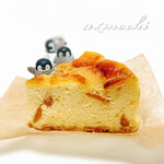 ベイクドケーキ ママン - キャラメルりんごのクランブルチーズケーキ