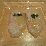 SOTO - 目鯛のカルパッチョ+生姜醤油+トリフオイル+針生姜+チャイブ