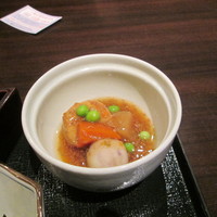 横浜なだ万 - 煮物