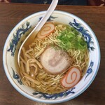 香華園 - 娘はラーメン  ¥600

なぜセットにしない？？？

絶対メシもの食いたくなるだろうよ！


